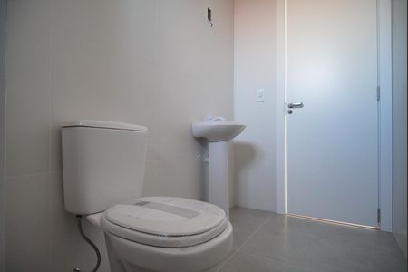 Apartamento à venda com 90m², 3 quartos e 2 vagas Apartamento à venda com 90m², 3 quartos e 2 vagasBanheiro da Suíte