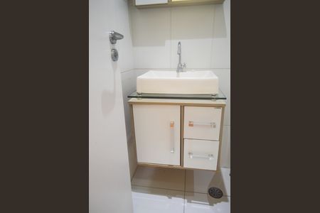 Apartamento à venda com 45m², 2 quartos e sem vagaBanheiro