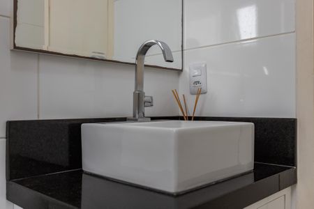 Apartamento para alugar com 62m², 2 quartos e 1 vaga Apartamento para alugar com 62m², 2 quartos e 1 vagaBanheiro