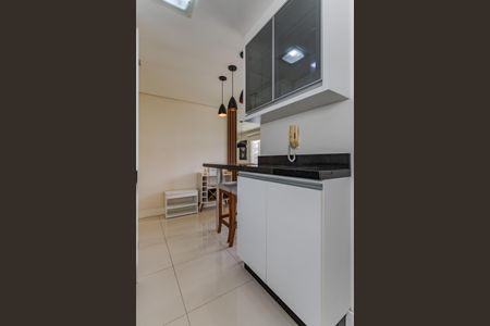 Apartamento para alugar com 62m², 2 quartos e 1 vaga Apartamento para alugar com 62m², 2 quartos e 1 vagaCozinha e Área de Serviço