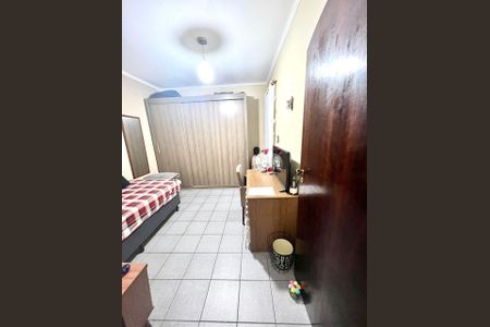 Casa à venda com 178m², 3 quartos e 6 vagas