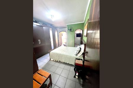 Casa à venda com 178m², 3 quartos e 6 vagas