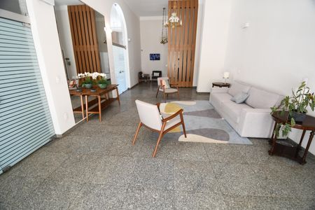 Apartamento para alugar com 140m², 3 quartos e 2 vagasHall social
