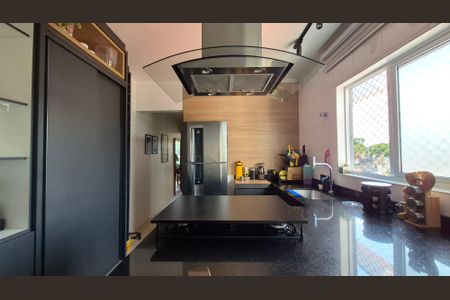 Apartamento à venda com 64m², 2 quartos e 1 vagaCozinha 