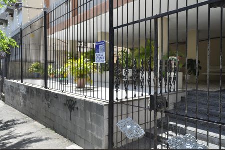 Apartamento à venda com 75m², 2 quartos e sem vagaPlaca