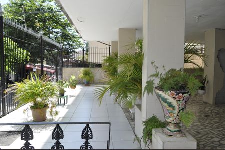 Apartamento à venda com 75m², 2 quartos e sem vagaFachada