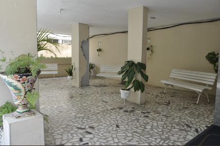 Apartamento à venda com 75m², 2 quartos e sem vagaÁrea comum