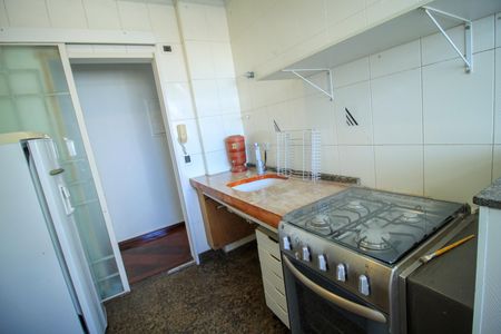 Apartamento à venda com 62m², 2 quartos e 1 vagaCozinha