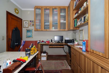 Casa à venda com 500m², 4 quartos e 3 vagasEscritório