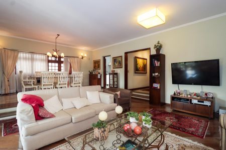 Casa à venda com 500m², 4 quartos e 3 vagasSala