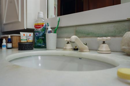 Casa à venda com 500m², 4 quartos e 3 vagasBanheiro da Suíte 1