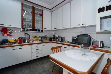 Casa à venda com 500m², 4 quartos e 3 vagasCozinha