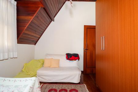 Casa à venda com 500m², 4 quartos e 3 vagasQuarto 2