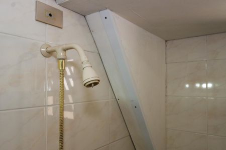 Casa à venda com 500m², 4 quartos e 3 vagasBanheiro da Suíte 2