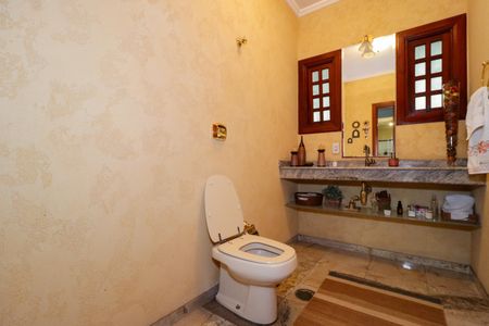 Casa à venda com 500m², 4 quartos e 3 vagasLavabo