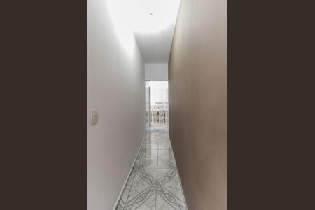 Casa à venda com 70m², 2 quartos e 2 vagas Casa à venda com 70m², 2 quartos e 2 vagasCorredor