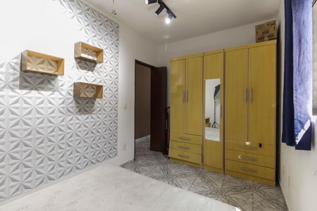 Casa à venda com 70m², 2 quartos e 2 vagas Casa à venda com 70m², 2 quartos e 2 vagasQuarto 1