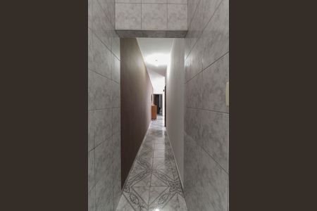 Casa à venda com 70m², 2 quartos e 2 vagas Casa à venda com 70m², 2 quartos e 2 vagasCorredor