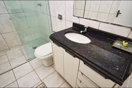 Apartamento para alugar com 110m², 3 quartos e 1 vaga Apartamento para alugar com 110m², 3 quartos e 1 vagaBanheiro social