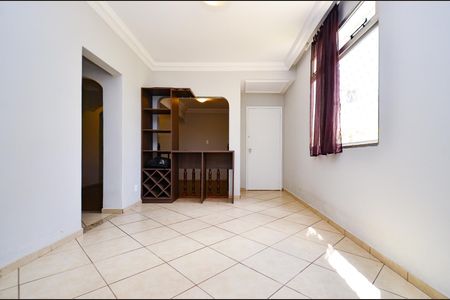 Apartamento para alugar com 110m², 3 quartos e 1 vaga Apartamento para alugar com 110m², 3 quartos e 1 vagaSala de TV