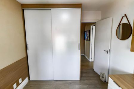 Apartamento à venda com 125m², 3 quartos e 2 vagasQuarto - Armários