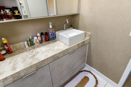 Apartamento à venda com 125m², 3 quartos e 2 vagasBanheiro da Suíte 2
