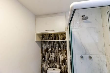 Apartamento à venda com 125m², 3 quartos e 2 vagasBanheiro da Suíte 1 - armário