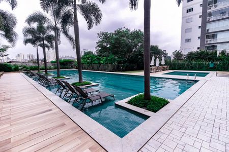 Apartamento à venda com 125m², 3 quartos e 2 vagasÁrea comum - Piscina