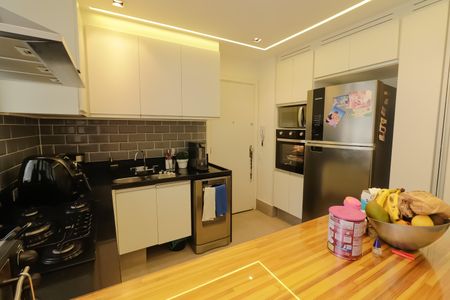 Apartamento para alugar com 150m², 5 quartos e 2 vagas Apartamento para alugar com 150m², 5 quartos e 2 vagasCozinha