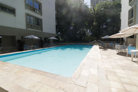 Apartamento para alugar com 150m², 5 quartos e 2 vagas Apartamento para alugar com 150m², 5 quartos e 2 vagasÁrea comum