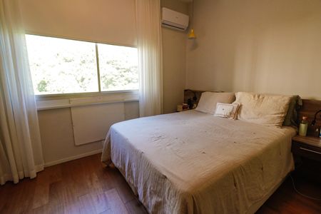 Apartamento para alugar com 150m², 5 quartos e 2 vagas Apartamento para alugar com 150m², 5 quartos e 2 vagasSuíte