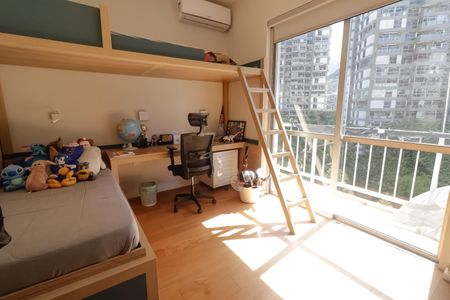 Apartamento para alugar com 150m², 5 quartos e 2 vagas Apartamento para alugar com 150m², 5 quartos e 2 vagasQuarto 1