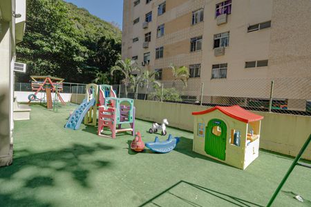 Apartamento para alugar com 150m², 5 quartos e 2 vagas Apartamento para alugar com 150m², 5 quartos e 2 vagasÁrea comum