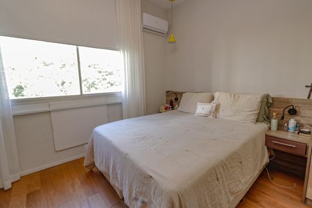 Apartamento para alugar com 150m², 5 quartos e 2 vagas Apartamento para alugar com 150m², 5 quartos e 2 vagasSuíte