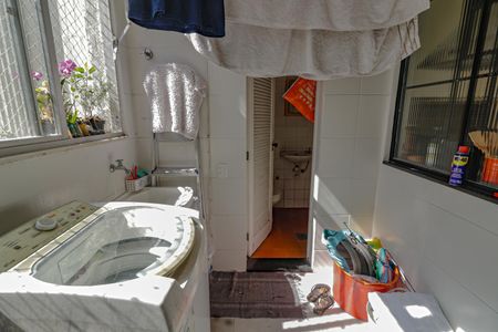 Apartamento para alugar com 150m², 5 quartos e 2 vagas Apartamento para alugar com 150m², 5 quartos e 2 vagasCozinha