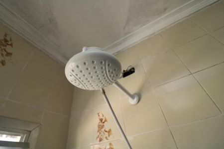 Casa à venda com 341m², 3 quartos e 2 vagasBanheiro