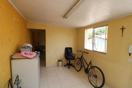 Casa à venda com 341m², 3 quartos e 2 vagasEscritório