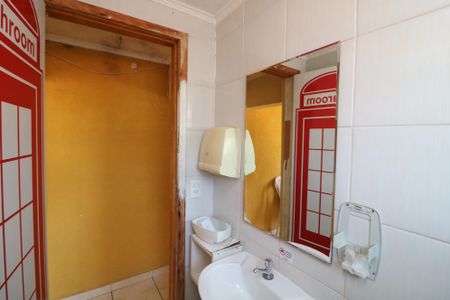 Casa à venda com 341m², 3 quartos e 2 vagasBanheiro Escritorio