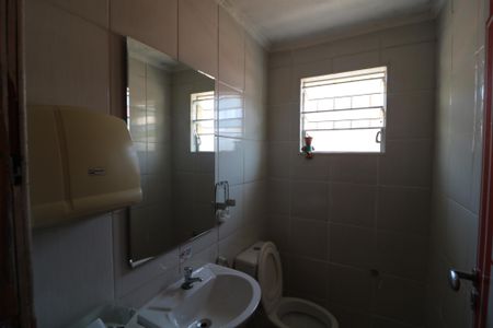 Casa à venda com 341m², 3 quartos e 2 vagasBanheiro Escritorio