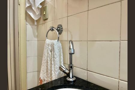 Casa à venda com 100m², 3 quartos e 1 vaga Casa à venda com 100m², 3 quartos e 1 vagaBanheiro