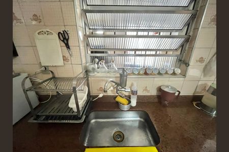 Casa à venda com 100m², 3 quartos e 1 vaga Casa à venda com 100m², 3 quartos e 1 vagaCozinha