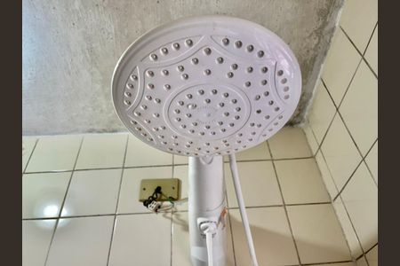 Casa à venda com 100m², 3 quartos e 1 vaga Casa à venda com 100m², 3 quartos e 1 vagaBanheiro