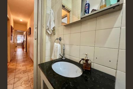 Casa à venda com 100m², 3 quartos e 1 vaga Casa à venda com 100m², 3 quartos e 1 vagaBanheiro