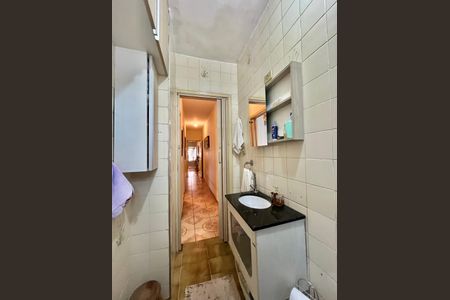 Casa à venda com 100m², 3 quartos e 1 vaga Casa à venda com 100m², 3 quartos e 1 vagaBanheiro