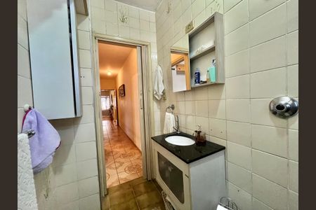 Casa à venda com 100m², 3 quartos e 1 vaga Casa à venda com 100m², 3 quartos e 1 vagaBanheiro