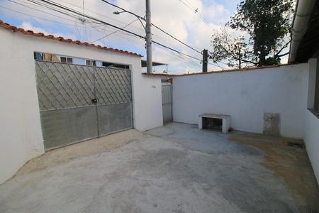 Casa para alugar com 70m², 1 quarto e 1 vagaQuintal e Garagem