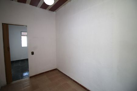 Casa para alugar com 70m², 1 quarto e 1 vagaQuarto