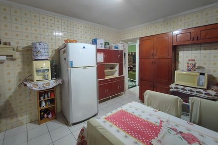 Casa à venda com 144m², 3 quartos e 3 vagas Casa à venda com 144m², 3 quartos e 3 vagasCozinha