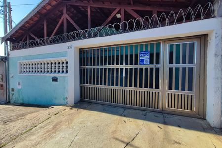 Casa à venda com 144m², 3 quartos e 3 vagas Casa à venda com 144m², 3 quartos e 3 vagasFachada