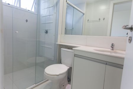 Apartamento à venda com 77m², 2 quartos e 2 vagas Apartamento à venda com 77m², 2 quartos e 2 vagasBanheiro da Suíte 1